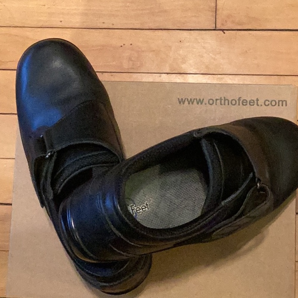 Orthofeet Black Leather Shoes